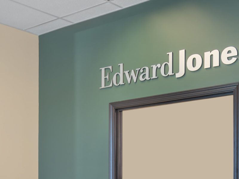 Edward Jones construction project