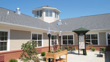An exterior shot of the Trilogy Senior Housing Courtyard, constructed by Miller Diversified